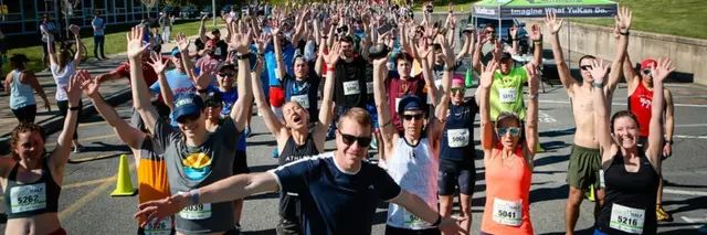 Barns & Blooms Half Marathon logo