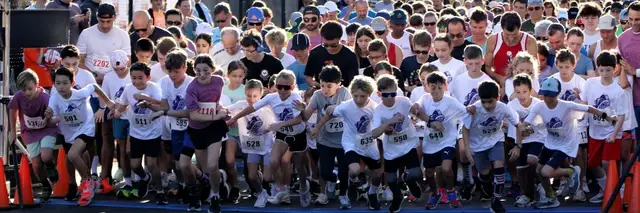 CHARACTER COUNTS! in St. Johns County Six Pillars 6K/3K Run/Walk logo