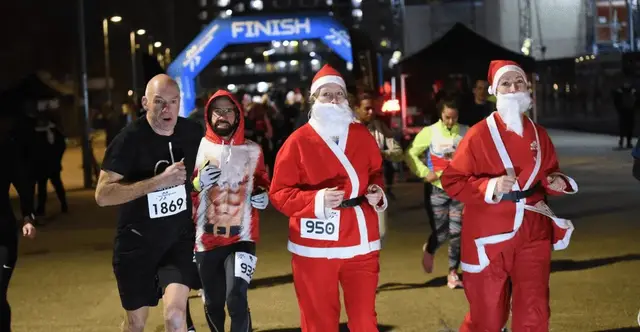 Chase The Moon QE Olympic Park Christmas Run 5k & 10k logo
