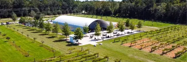 Congaree and Penn Spiked Apple 5k logo