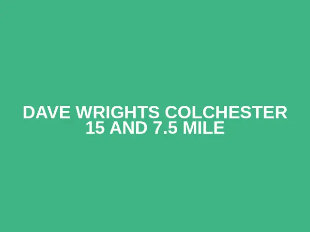Dave Wrights Colchester 15 and 7.5 mile logo