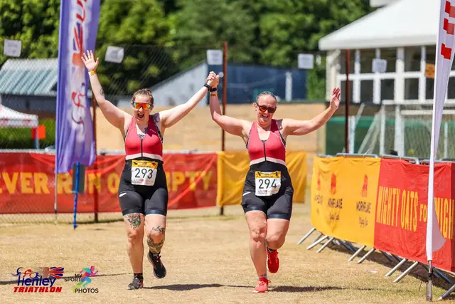 Henley Triathlon 2027 logo