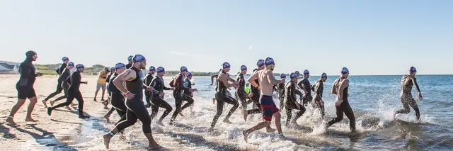Hyannis 2 Triathlon logo