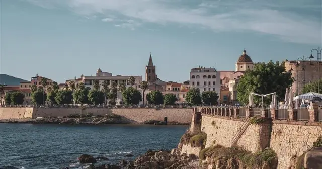 IRONMAN 70.3 Alghero logo