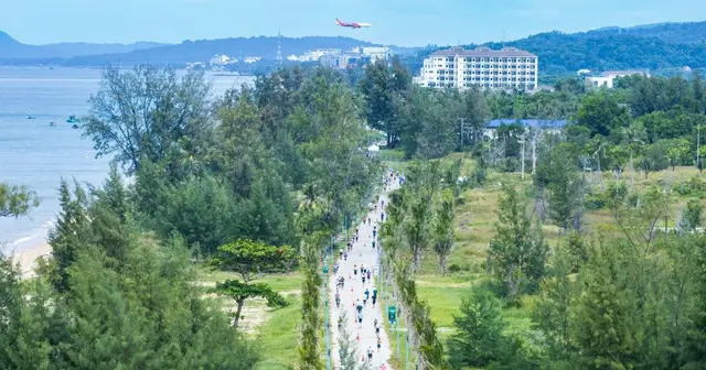 IRONMAN 70.3 Phu Quoc logo