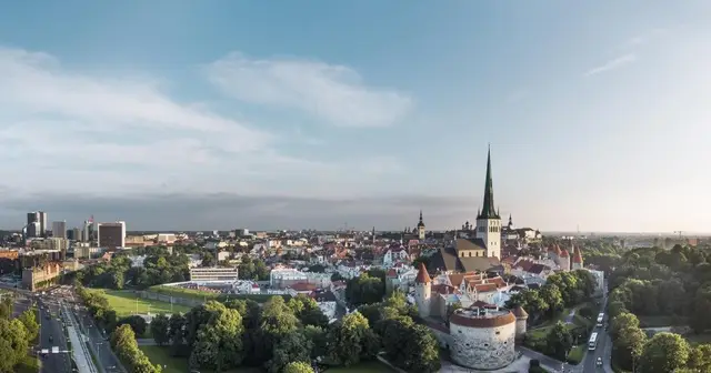 IRONMAN 70.3 Tallinn logo