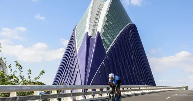 IRONMAN 70.3 Valencia logo