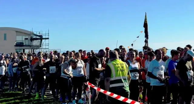 Lancing 10K logo