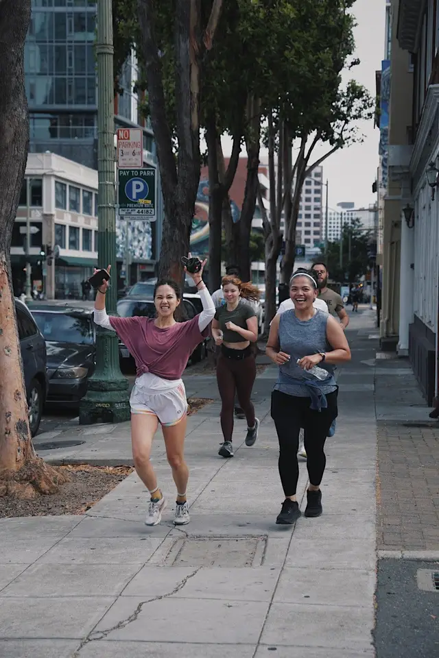 Motivāt Run Club logo