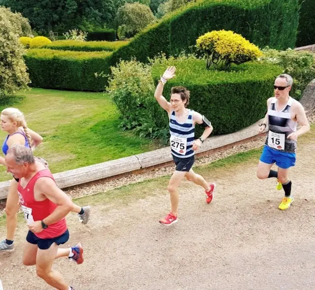 Mount Ephraim 10K logo