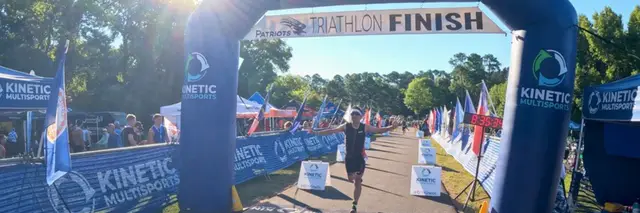 Patriots Triathlon logo