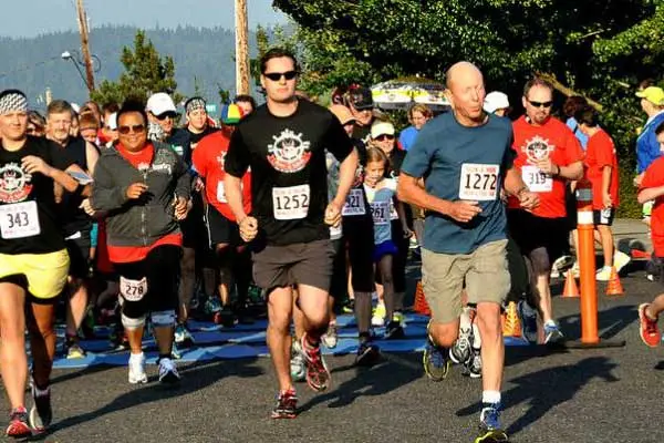 Run A Muk 5k/10k logo