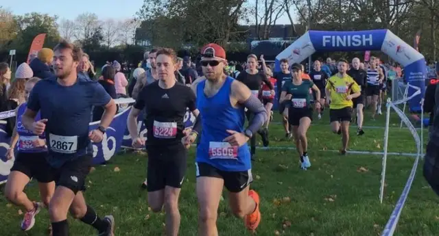 RUN Battersea Park 10K Spring #2 logo
