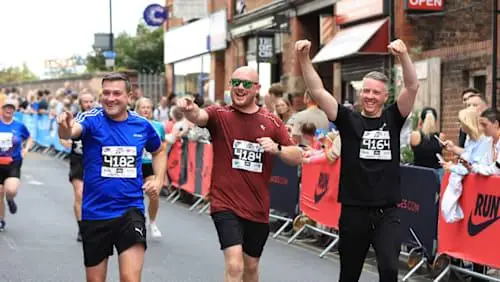 RunThrough Altrincham 10k 2027 logo