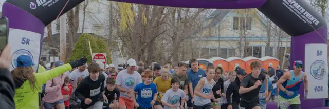 Salty's 5K & 10K Double Nubble logo