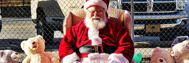 Santa Fun Run/Walk 5k logo