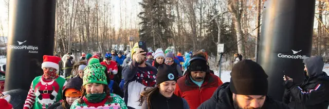 Snow Globe Run logo