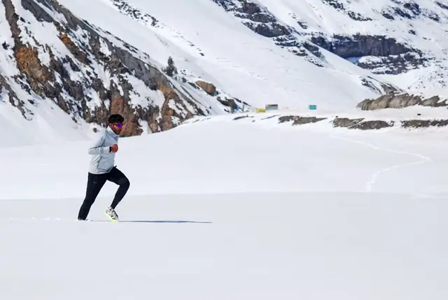 Snow Marathon Lahaul logo