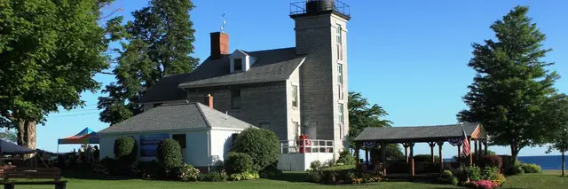 Sodus Bay Lighthouse Museum 5K Run logo