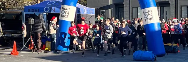 The Center for Women's 21st Annual 5K Reindeer Run logo