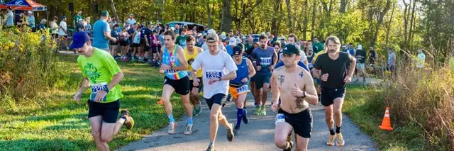 The Raven 10K logo