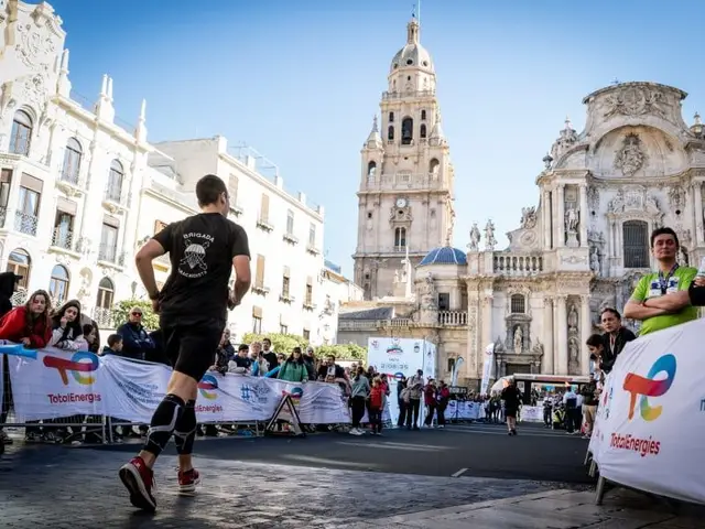 TotalEnergies Maratón Murcia Costa Cálida logo