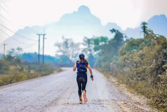 V Trail Laos logo