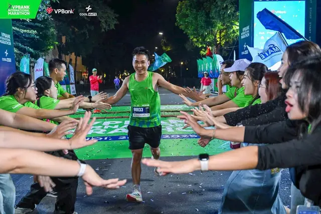 VPBank Hanoi International Marathon logo