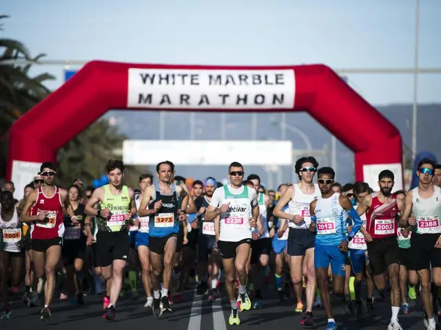 White Marble Marathon logo