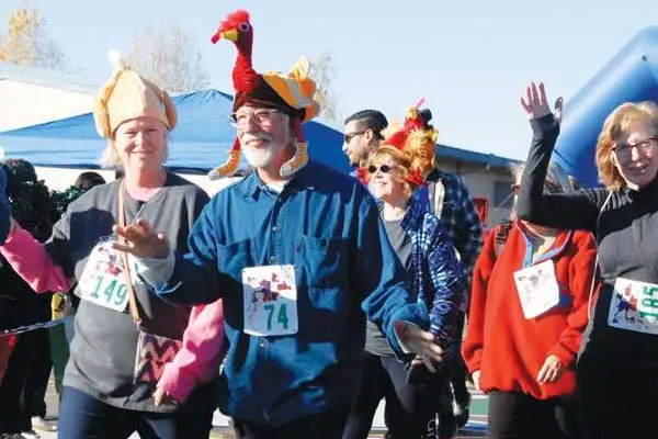 Yuba-Sutter Turkey Trot 5k/10k Walk/Run to benefit Hands of Hope logo