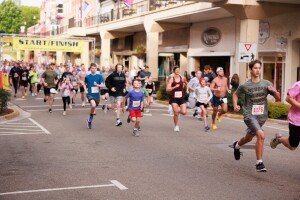 Isaiah 117 Red Door Dash 5K-Hamblen County Logo