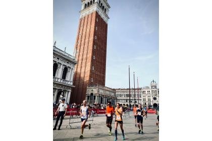 40th Venice Marathon (第40回 ヴェニスマラソン) Logo
