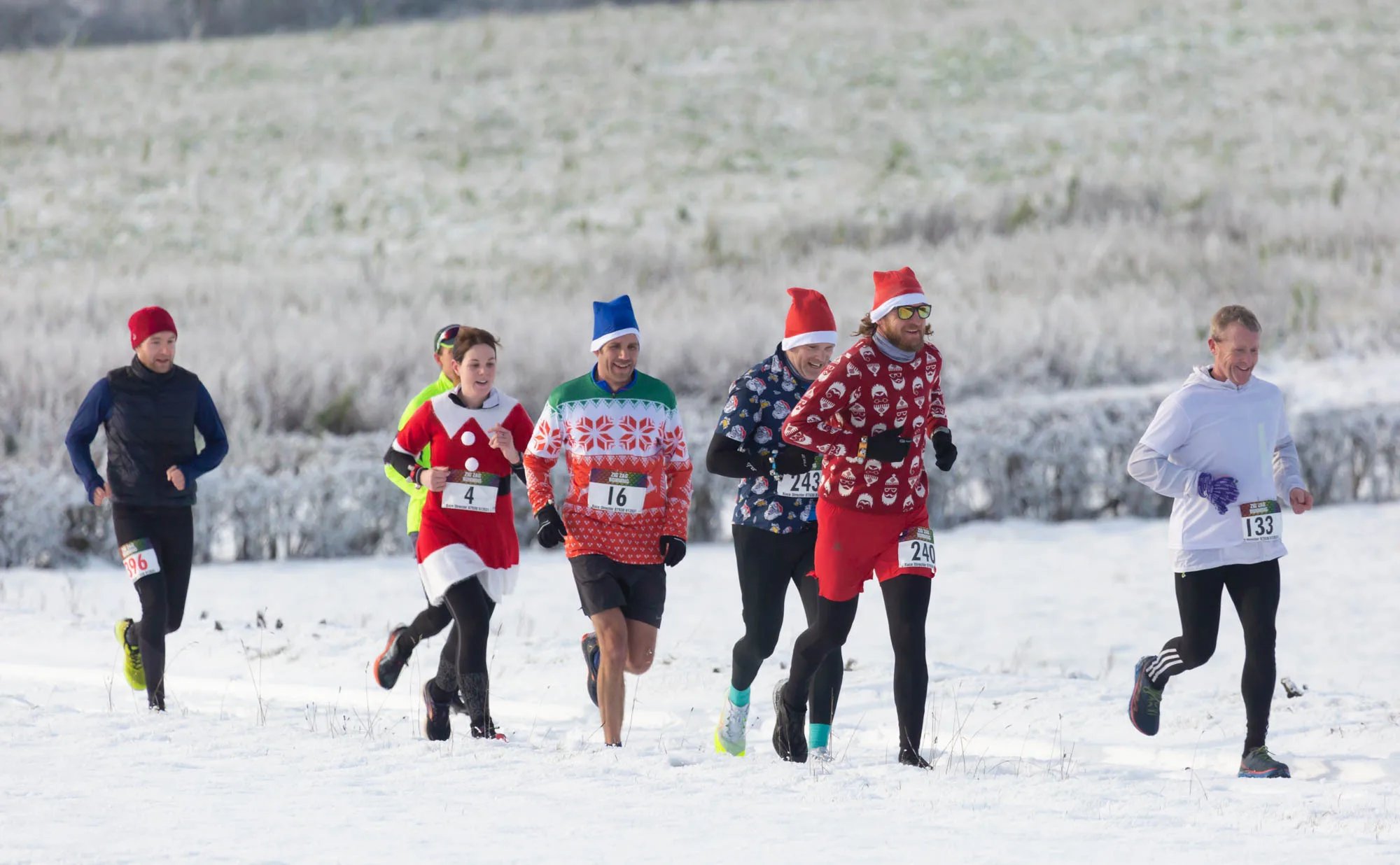 Bauble Bimble: 5k,10k, Half Marathon, Full Marathon & ultra-marathon Logo