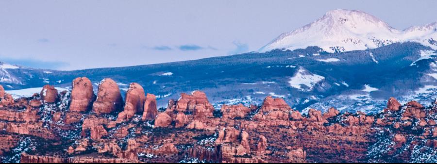 Behind the Rocks Ultra Logo