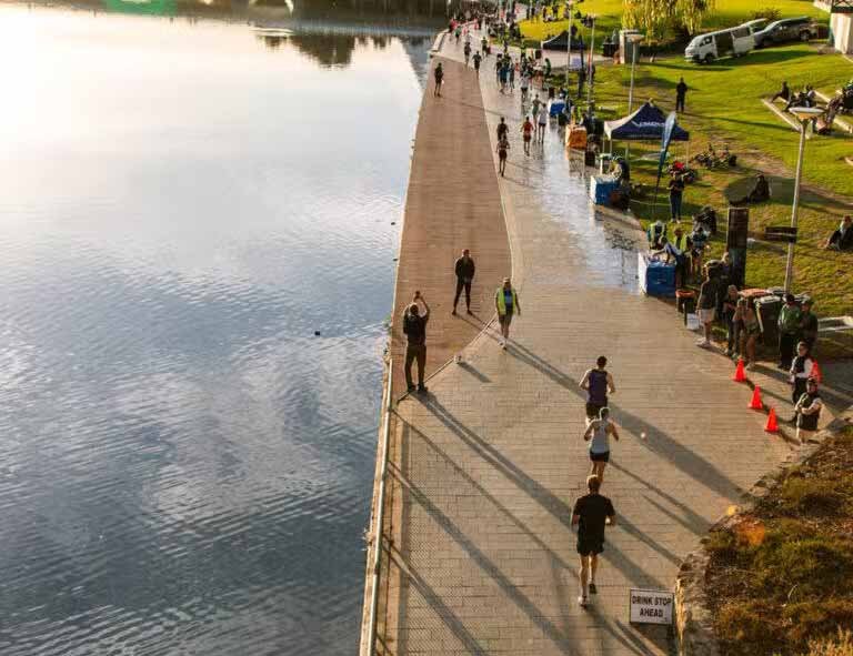 Brooks Adelaide Marathon Logo