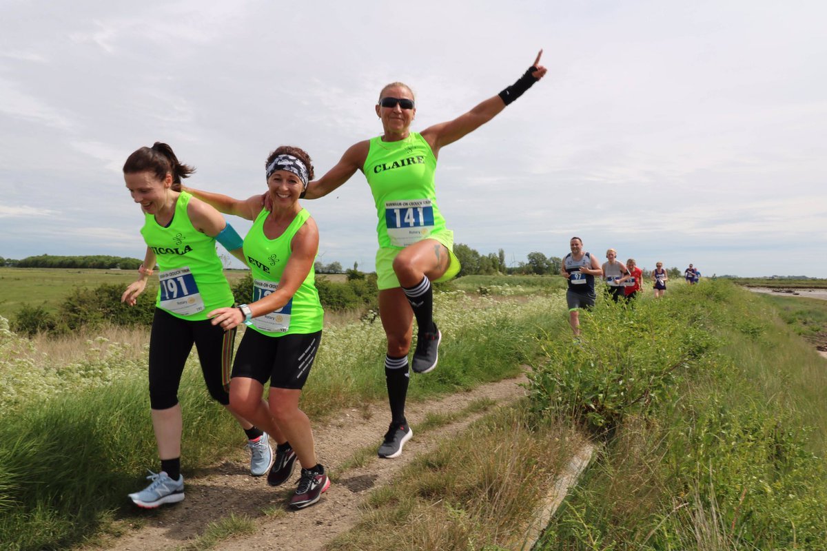 Burnham On Crouch 10K Logo
