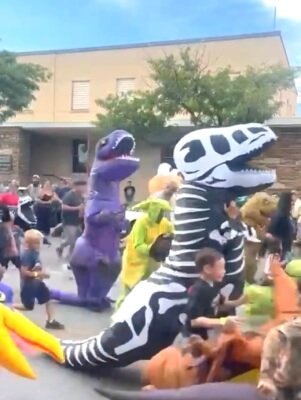 Dino Dash- Dinah Soar Days Logo
