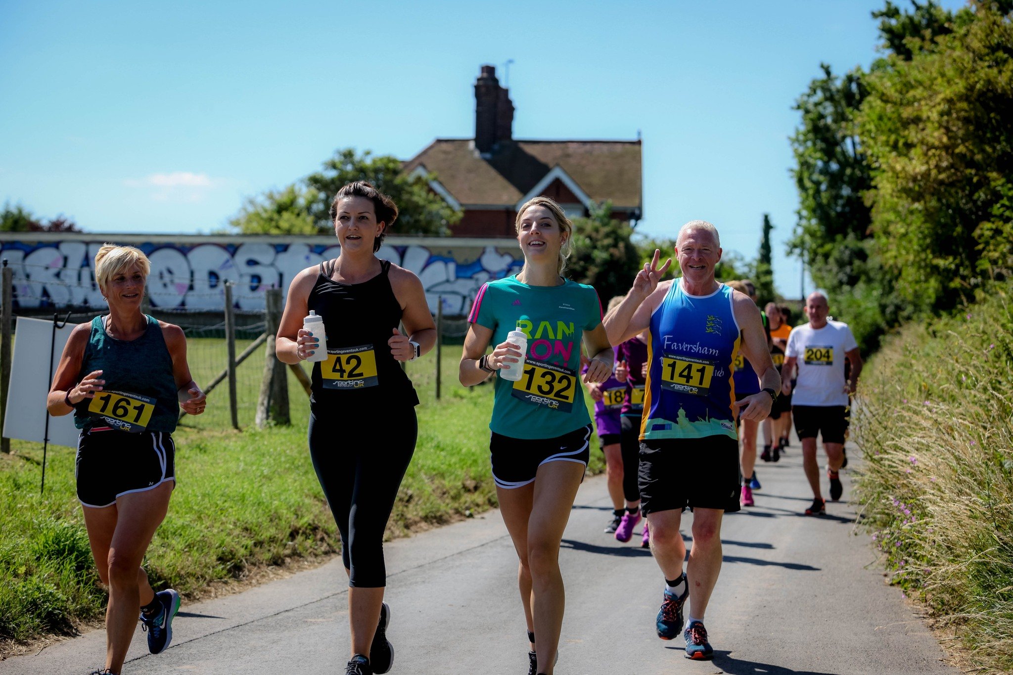 Faversham 10k Logo