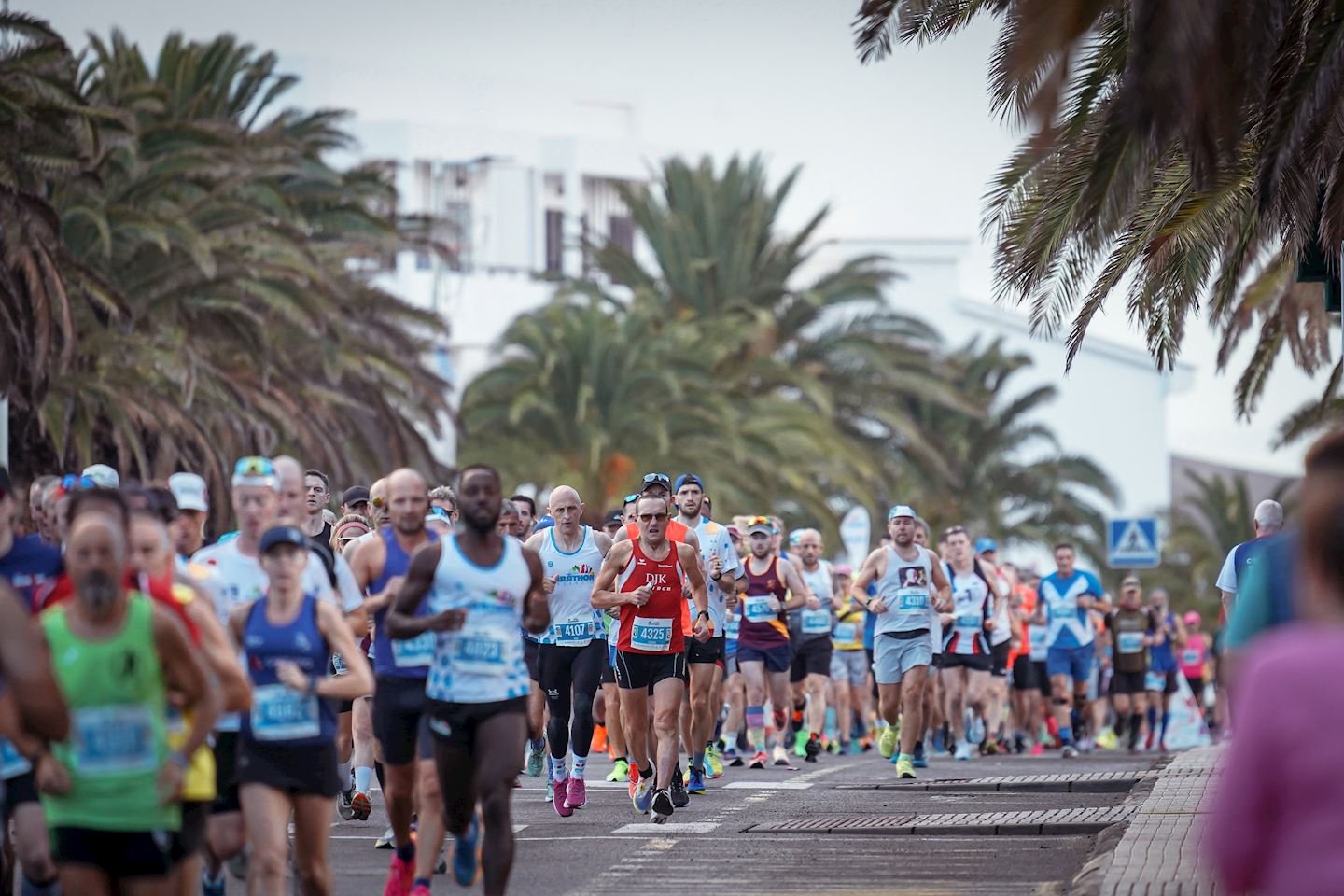 Font Vella Lanzarote International Marathon Logo