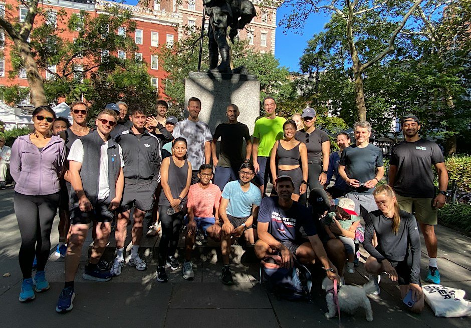 Founders Running Club :: New-York Logo
