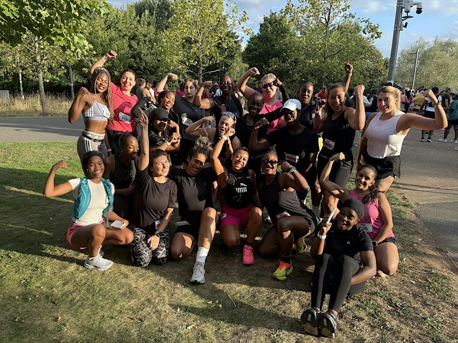 Go Go Glow's women only run at Battersea Park