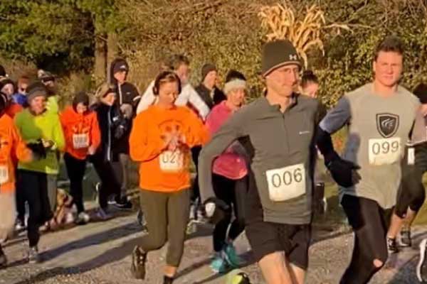 Gobble Wobble 5k Logo