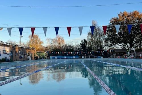 Hampton Pool Aquathlon  Logo