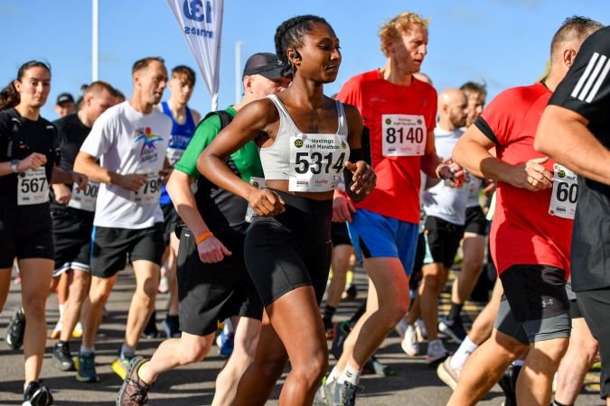 Hastings Half Marathon Logo