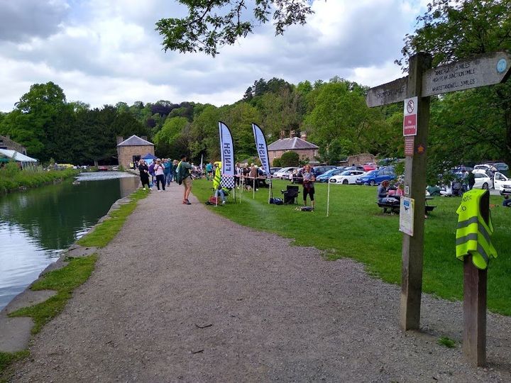 Ian Milne White Peak Marathon Logo