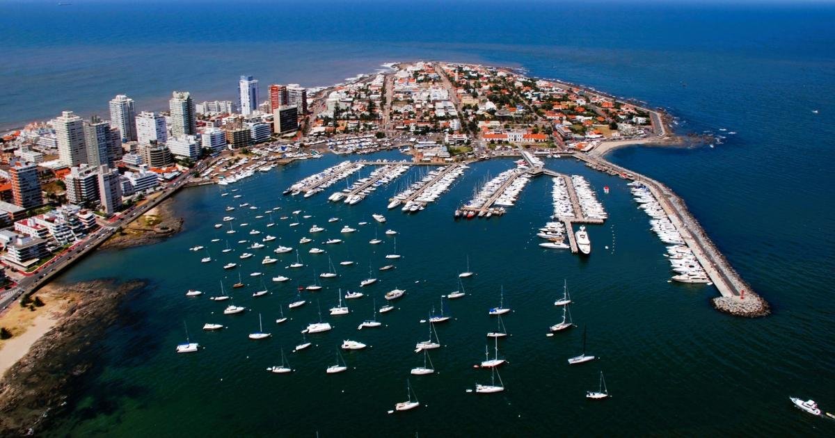 IRONMAN 70.3 Punta del Este