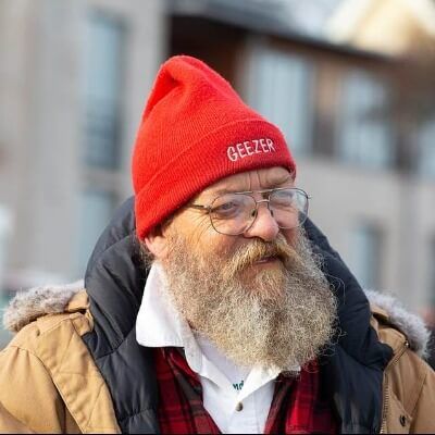 Lazarus Lake - Up Close and Personal