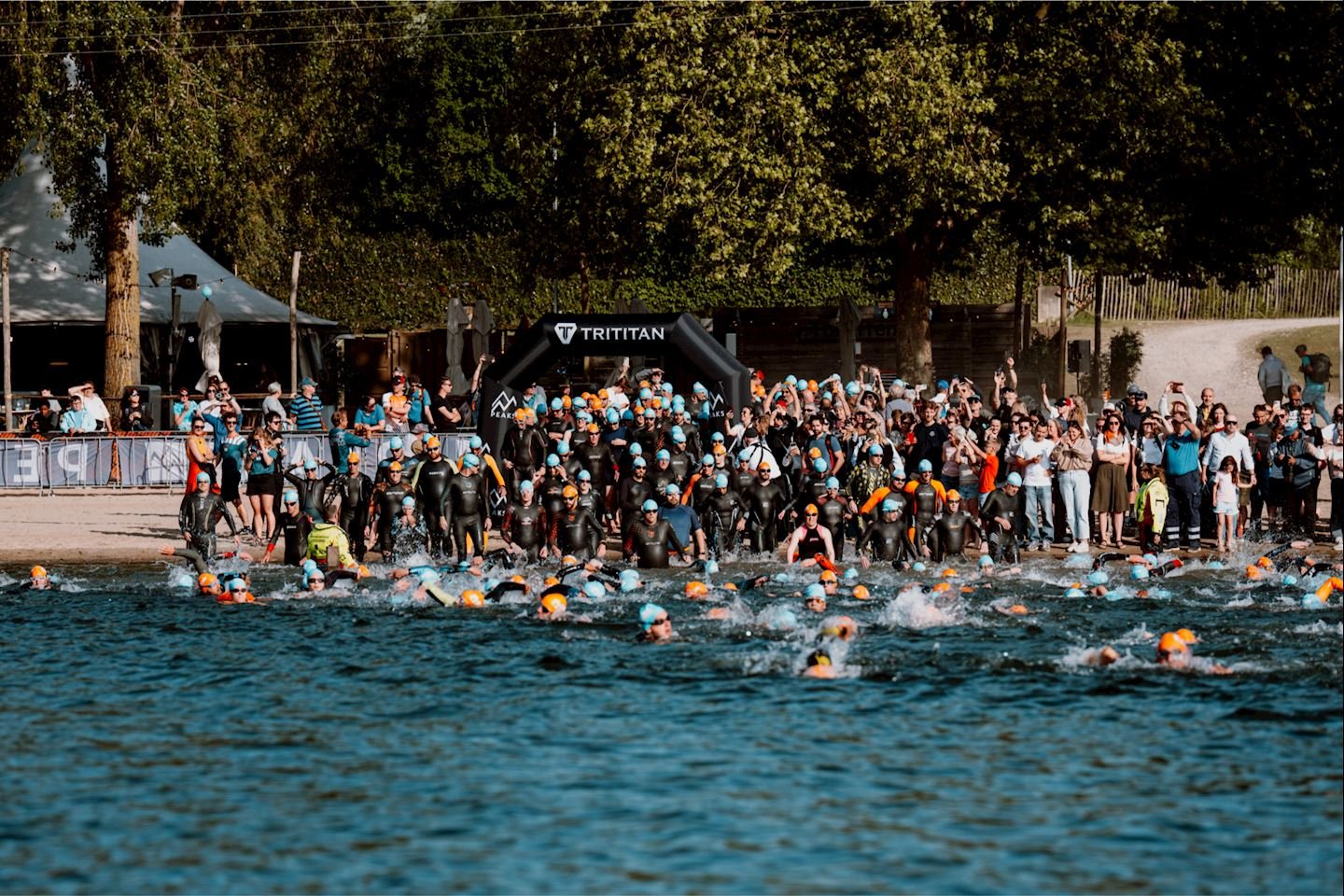LCW Peaks Maastricht Swim Logo