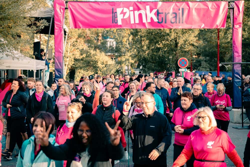 Le pink trail Logo