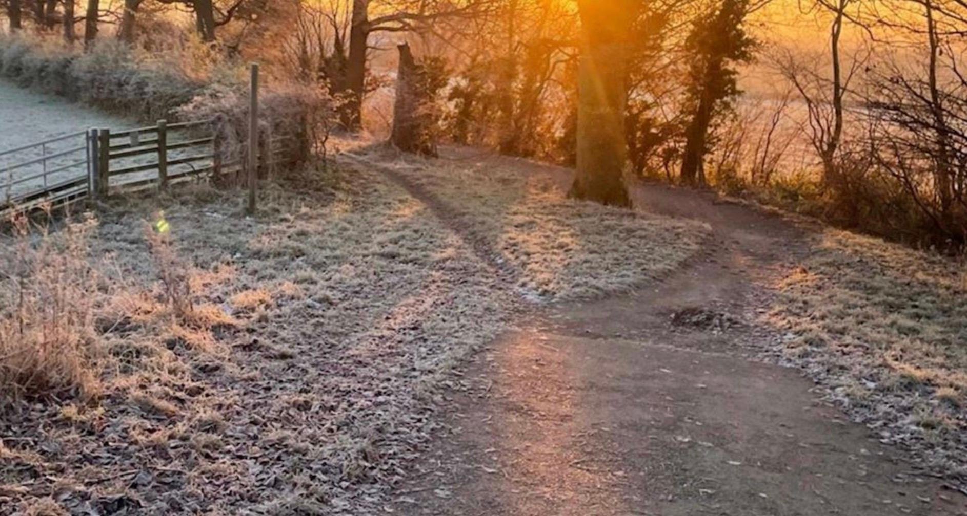 Leeds Country Way Winter Ultras Logo